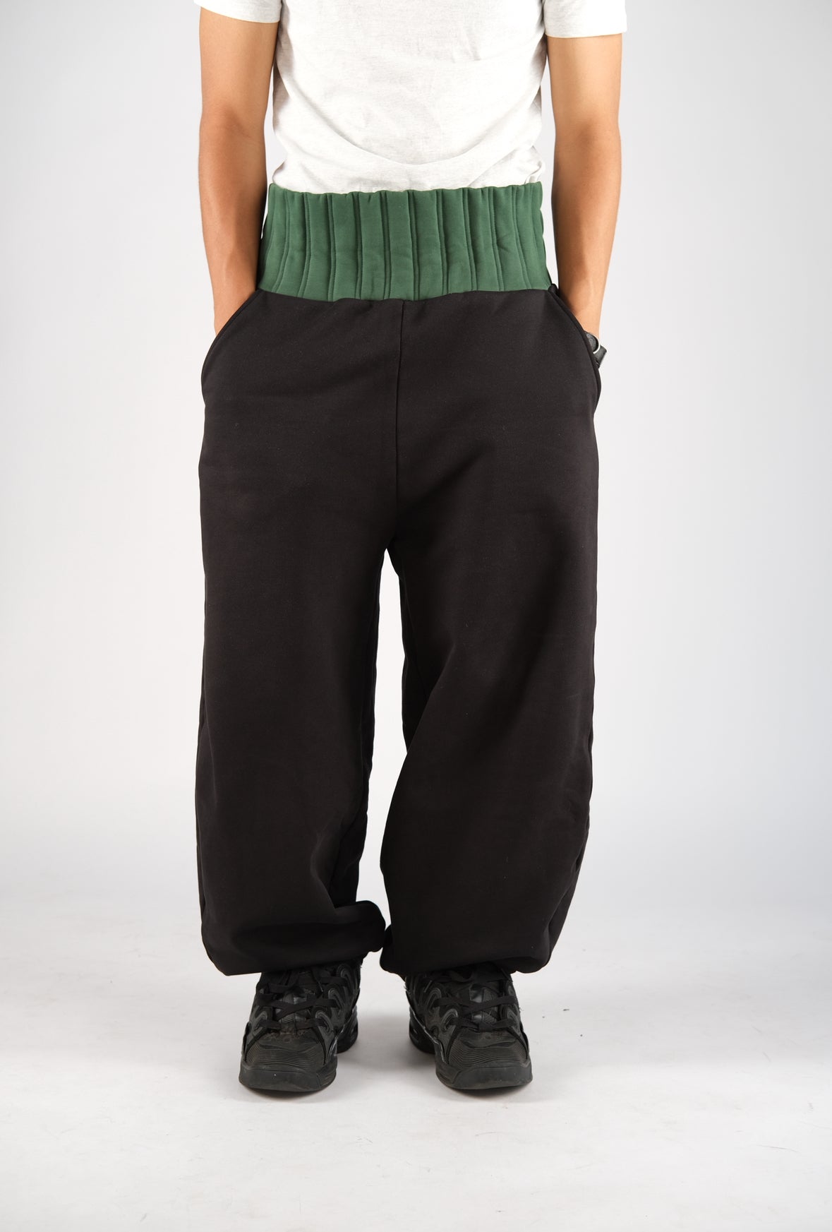 PIRATE SWEATS