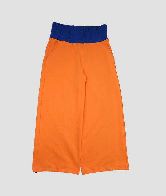 KAROT SWEATS (PREORDER)